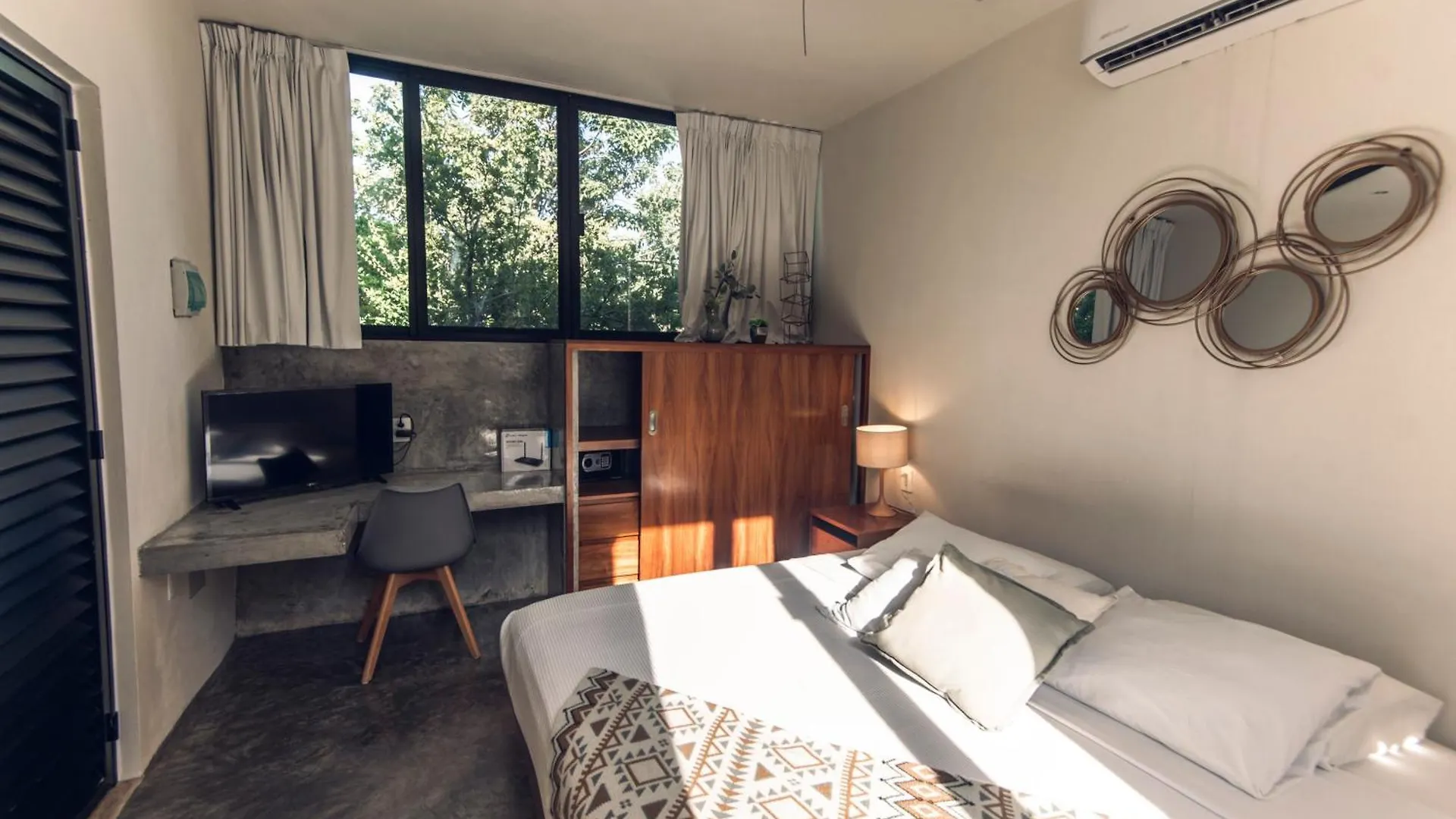 Nomad Humans Coliving Apartments Tulum Mexique