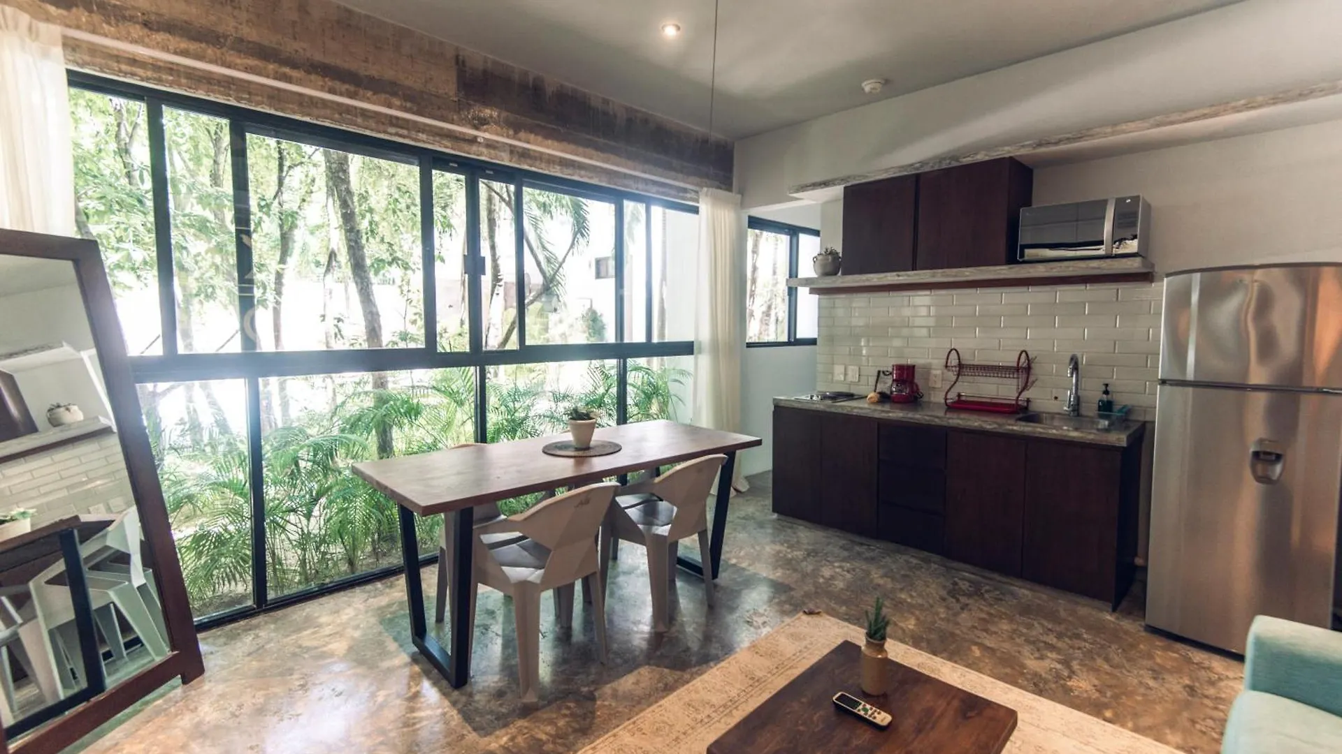 Nomad Humans Coliving Apartments Tulum