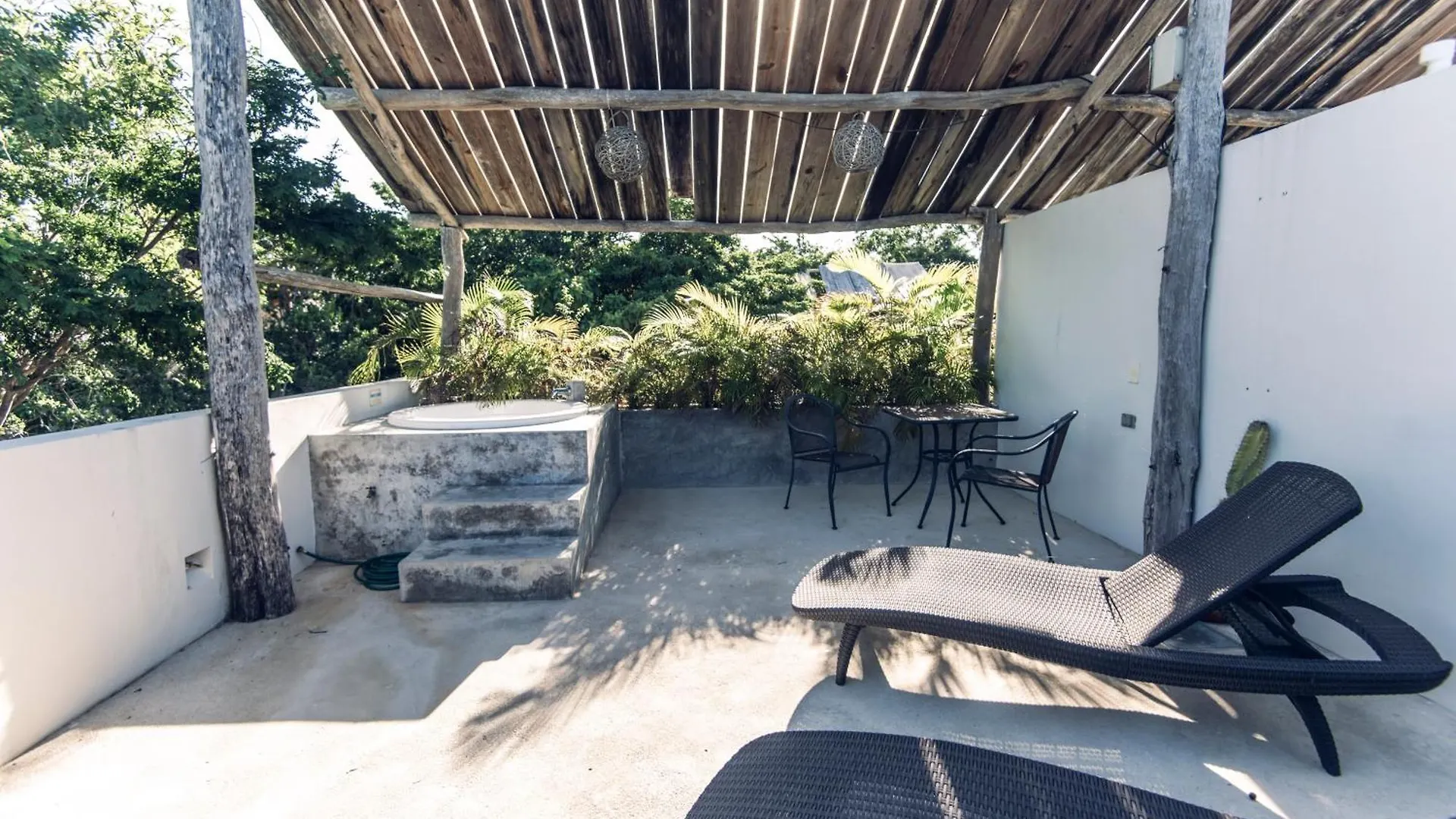 Nomad Humans Coliving Apartments Tulum Mexique